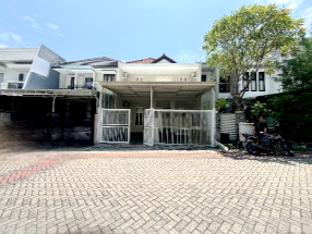 Tampak Dalam